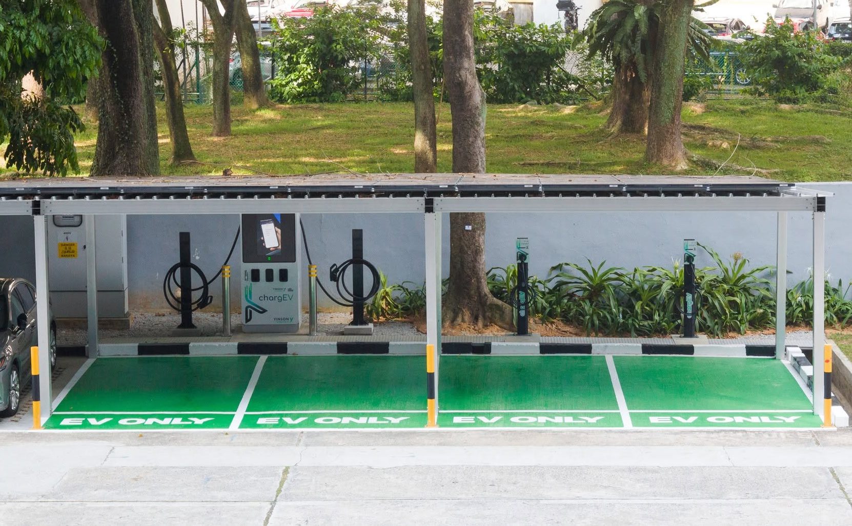 DC fast charging infrastructure